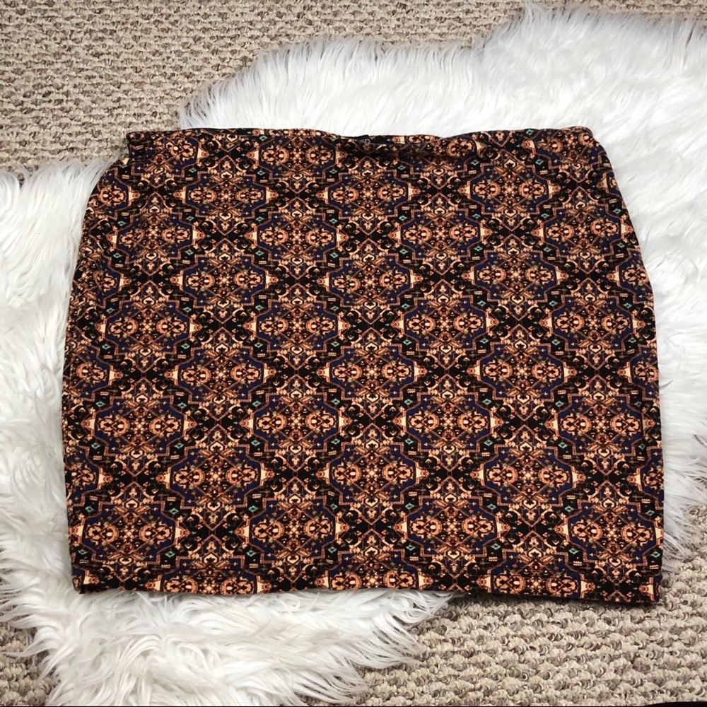 SOLD ❗️Forever 21 Brown Aztec Skirt